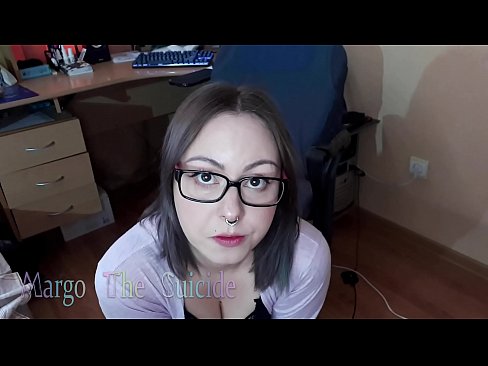 ❤️ Көз айнек тагынган сексуалдуу кыз Дилдону камерага терең соруп ❤ Порно видео ky.com-full-porner.ru ☑